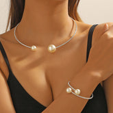 Conjunto de Joias de Luxo: Colar e Pulseira de Pérolas e Cristais para Mulheres - Moda Elegante e Leve